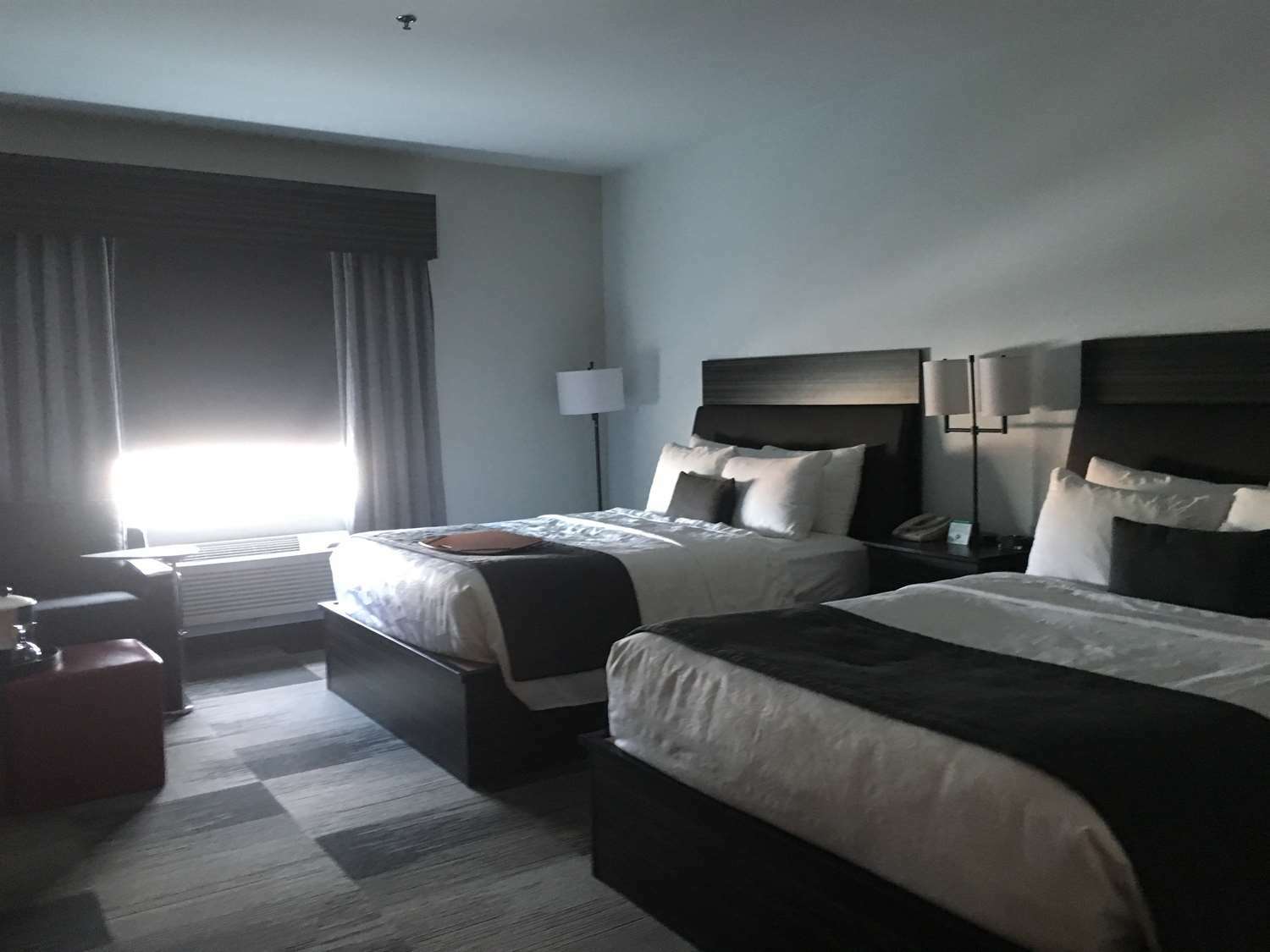 Best Western Plus Airport Inn & Suites Saskatoon Exterior photo